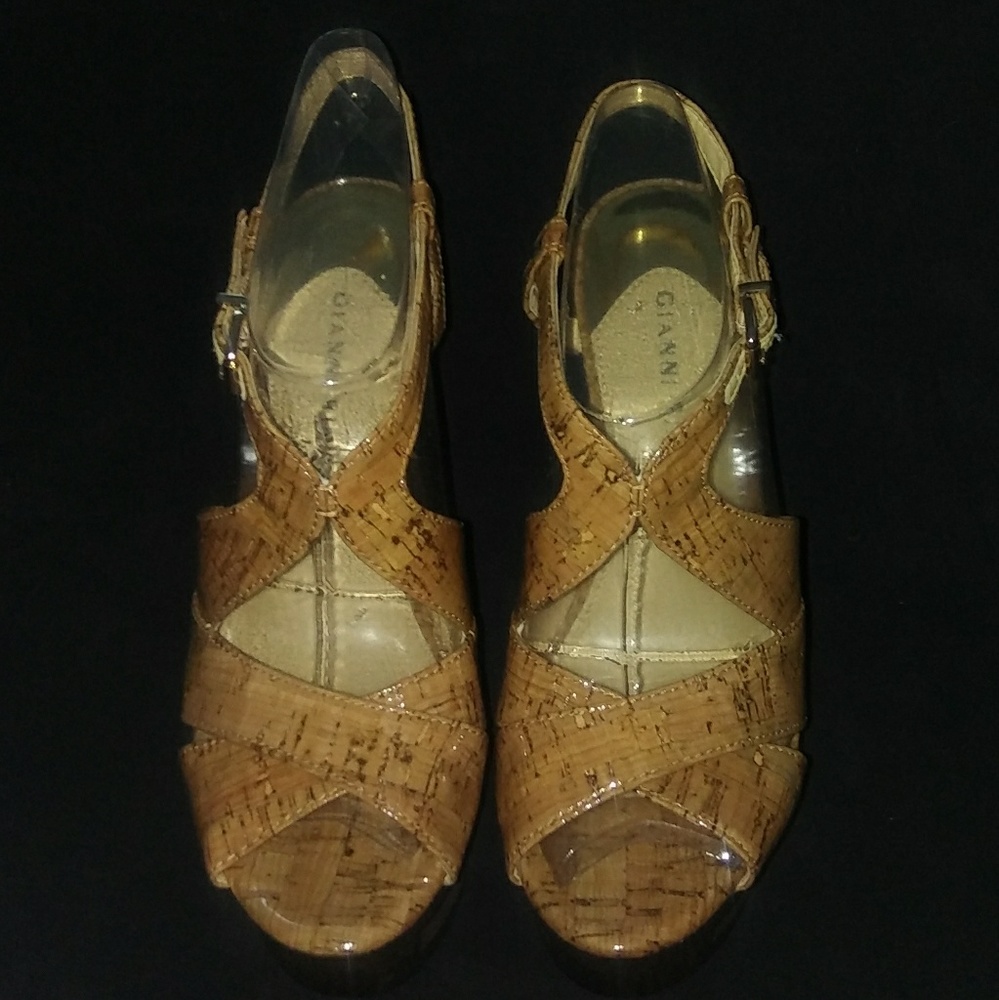 Unique 👡Shiny Patent "Cork" Cut Out Platform/Heel